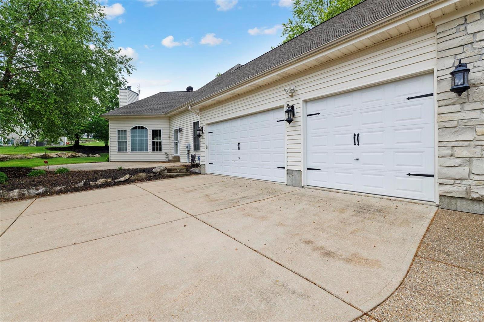 525 Inverrary Court Eureka, MO 63025 - Photo 11 of 56 Gallery Image 11
