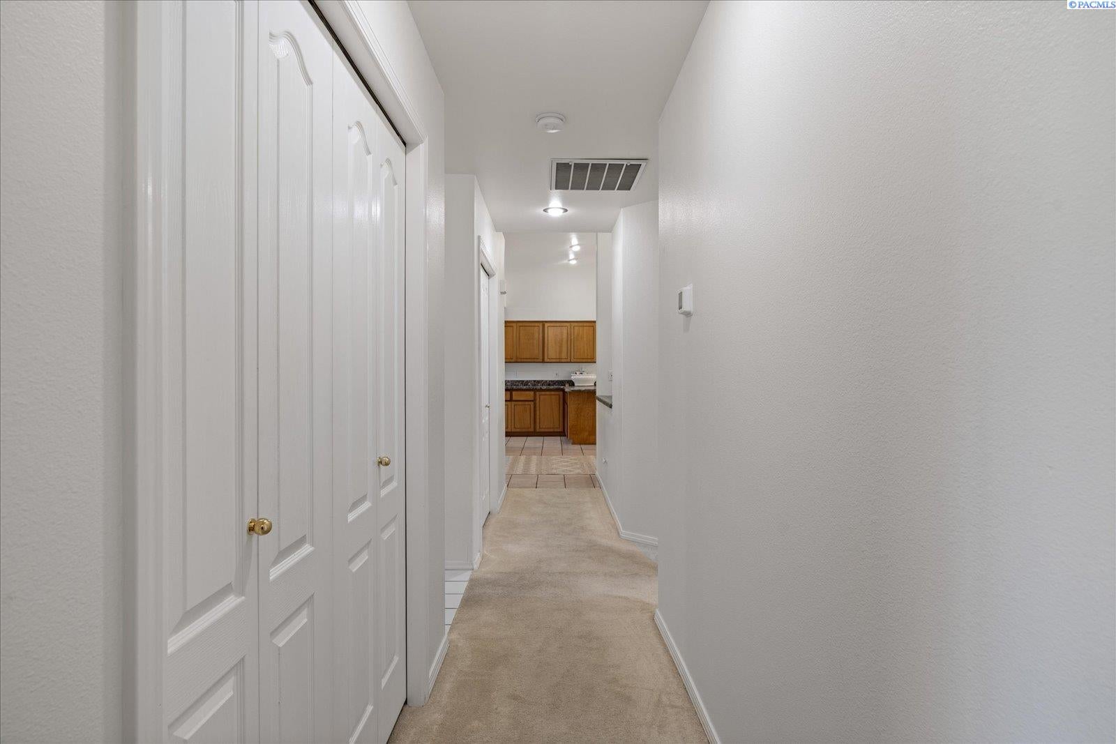 105 Innisbrook Lane Pasco, WA 99301 - Photo 27 of 43 Gallery Image 27