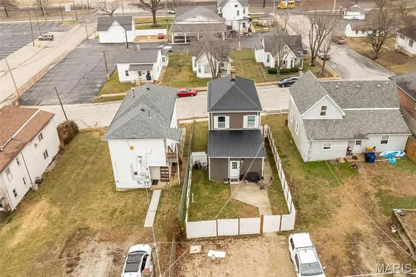 $200,000 | 904 North 2nd Street, De Soto, MO 63020