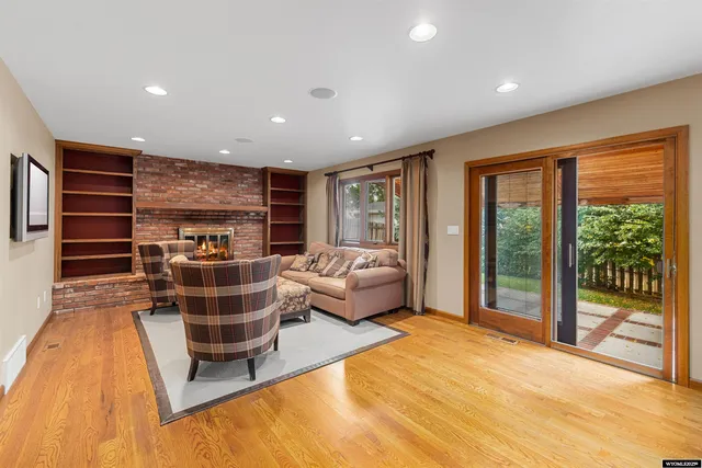 $575,000 | 1940 Kingsbury Drive, Casper, WY 82609