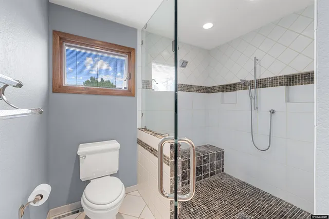 $575,000 | 1940 Kingsbury Drive, Casper, WY 82609