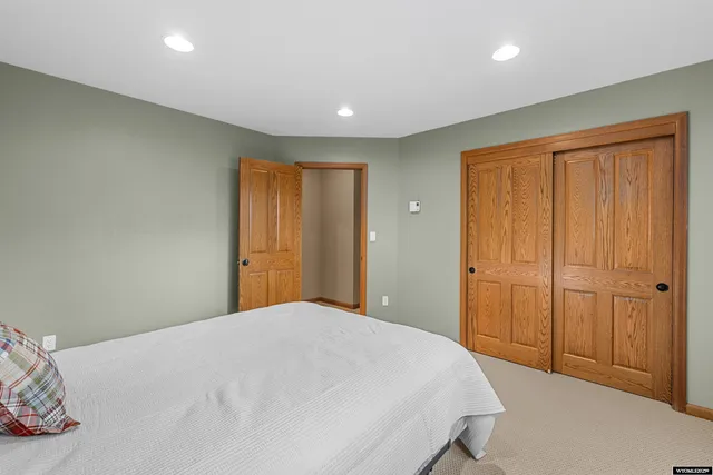 $575,000 | 1940 Kingsbury Drive, Casper, WY 82609