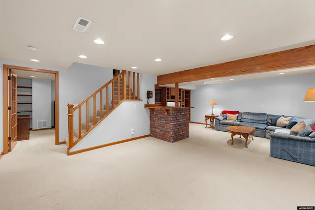 $575,000 | 1940 Kingsbury Drive, Casper, WY 82609