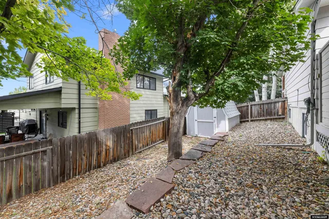 $575,000 | 1940 Kingsbury Drive, Casper, WY 82609