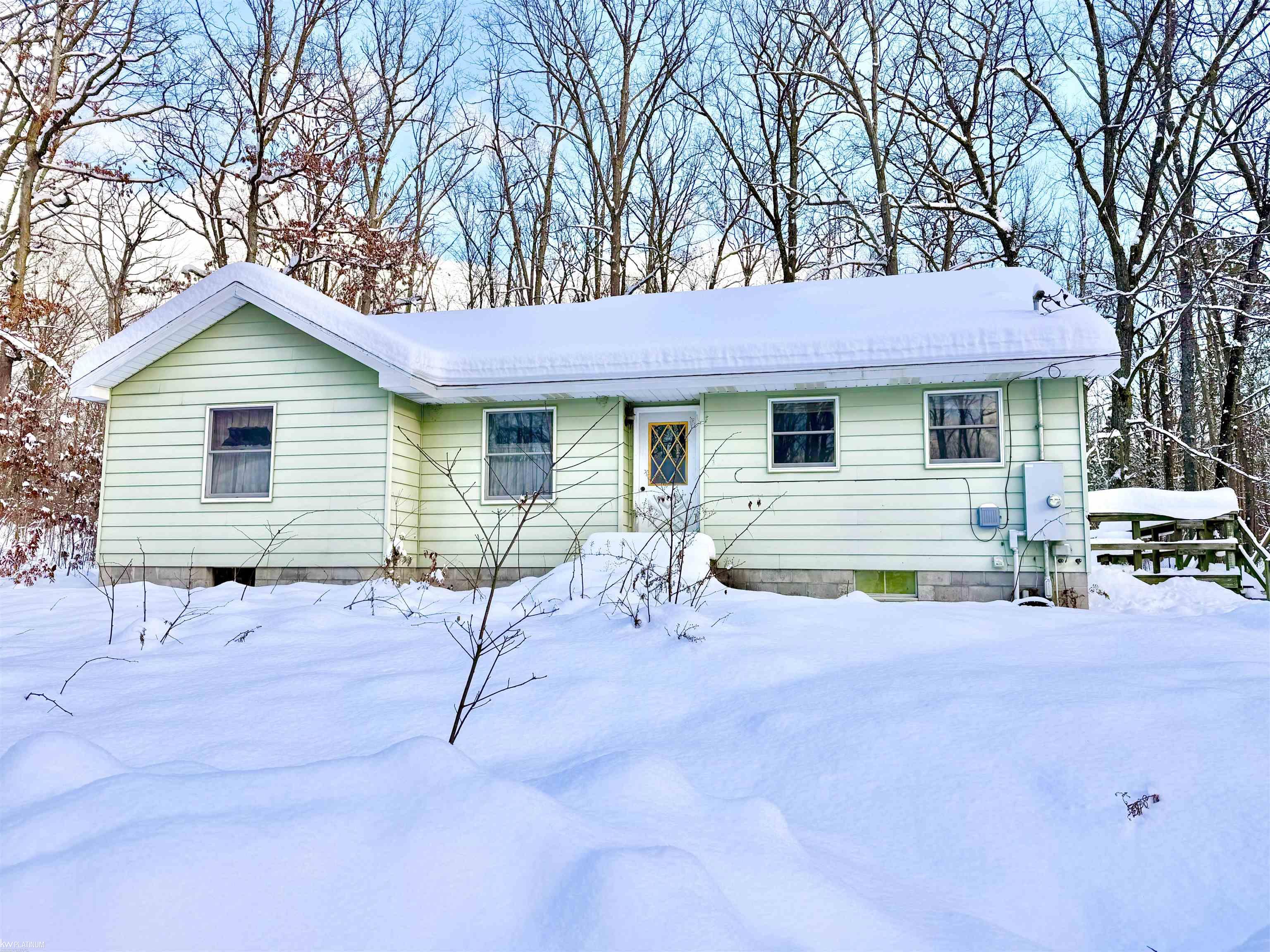 8404 Dead Stream Road Roscommon, MI 48653 - Photo 3 of 28 50196069-c25f59cb-8b94-4551-8515-caa7982498be.JPG