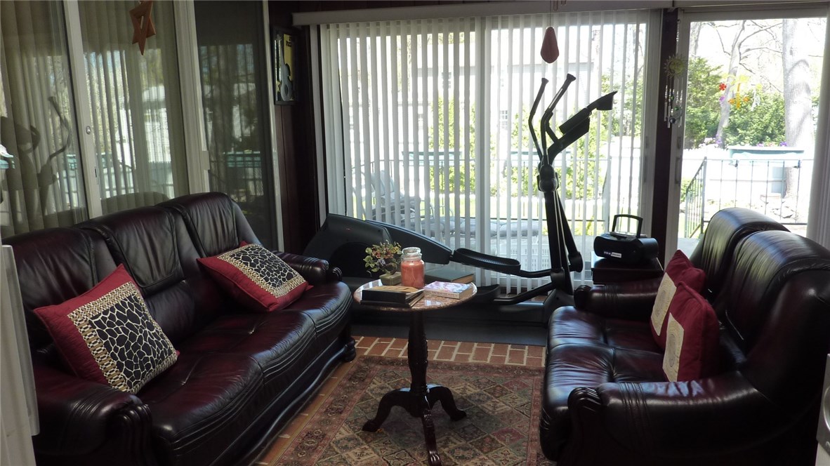 177 Rangeley Road Cranston, RI 02920 - Photo 12 of 22 Florida Room, Study or whatever your Lifestyle suits~