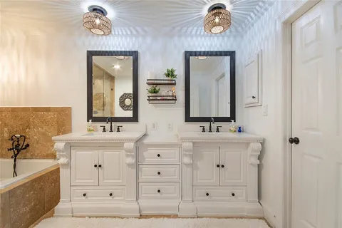 $795,000 | 7449 Tophill Lane, Dallas, TX 75248