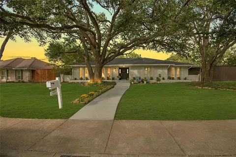 $795,000 | 7449 Tophill Lane, Dallas, TX 75248