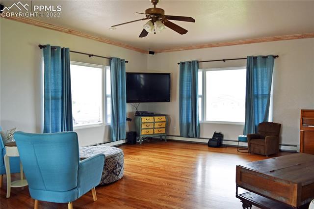 10925 Howells Road Colorado Springs, CO 80908 - Photo 9 of 28