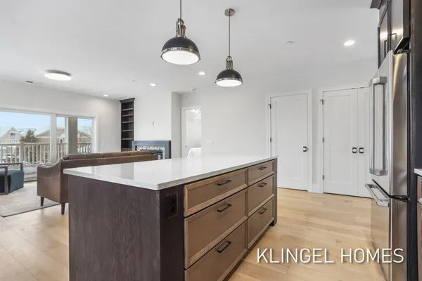$549,000 | 930 West Savidge Street, Unit 2, Spring Lake, MI 49456