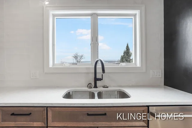 $549,000 | 930 West Savidge Street, Unit 2, Spring Lake, MI 49456