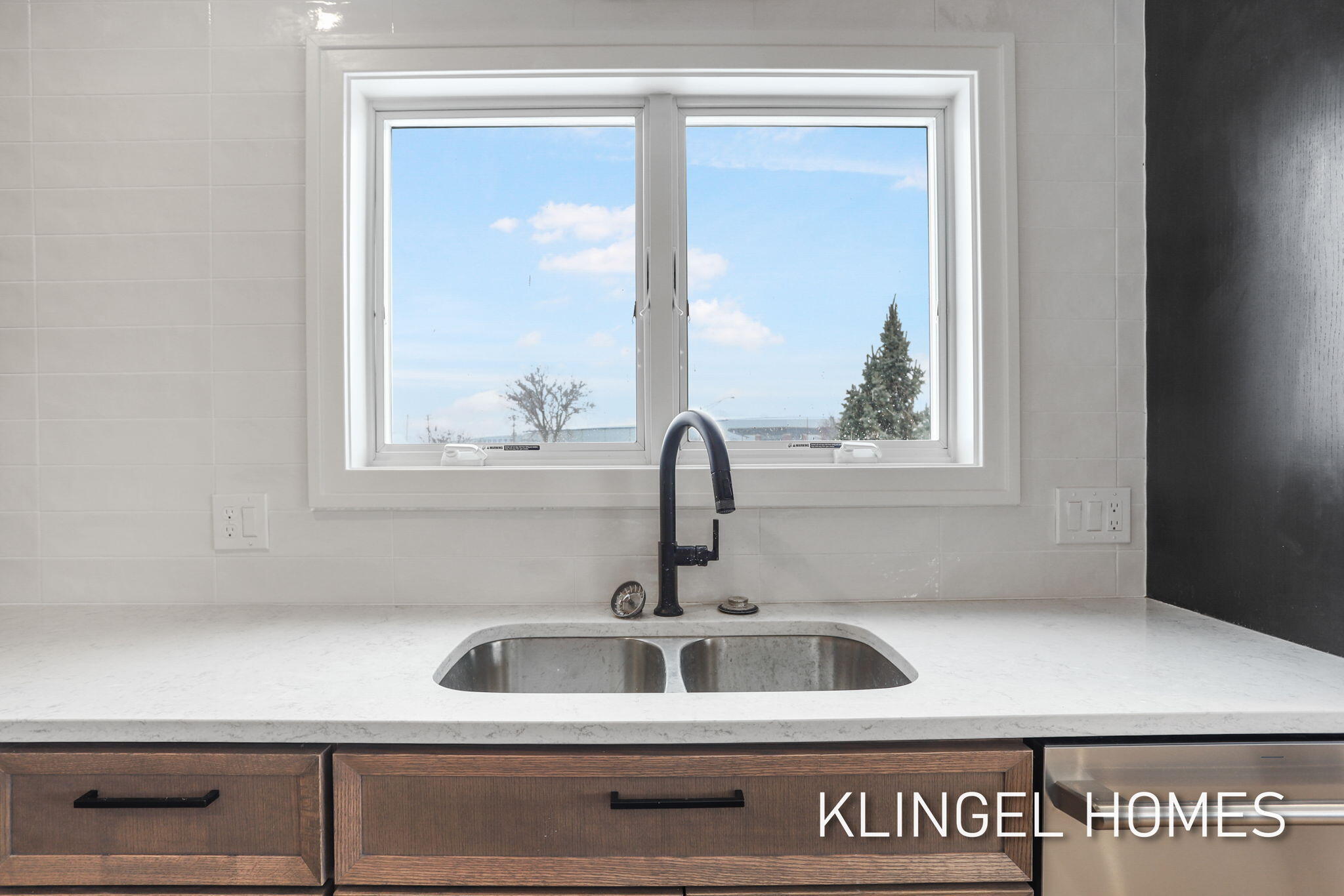 930 West Savidge Street, Unit 2 Spring Lake, MI 49456 - Photo 13 of 49 114-web-or-mls-930-w-savidge-st-2