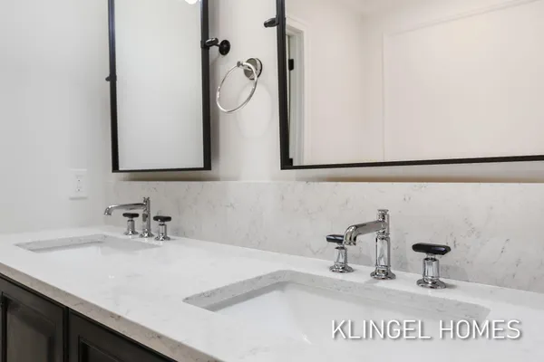 $549,000 | 930 West Savidge Street, Unit 2, Spring Lake, MI 49456