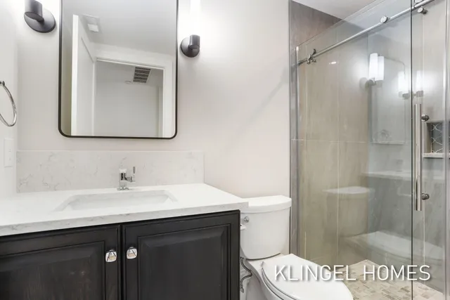 $549,000 | 930 West Savidge Street, Unit 2, Spring Lake, MI 49456