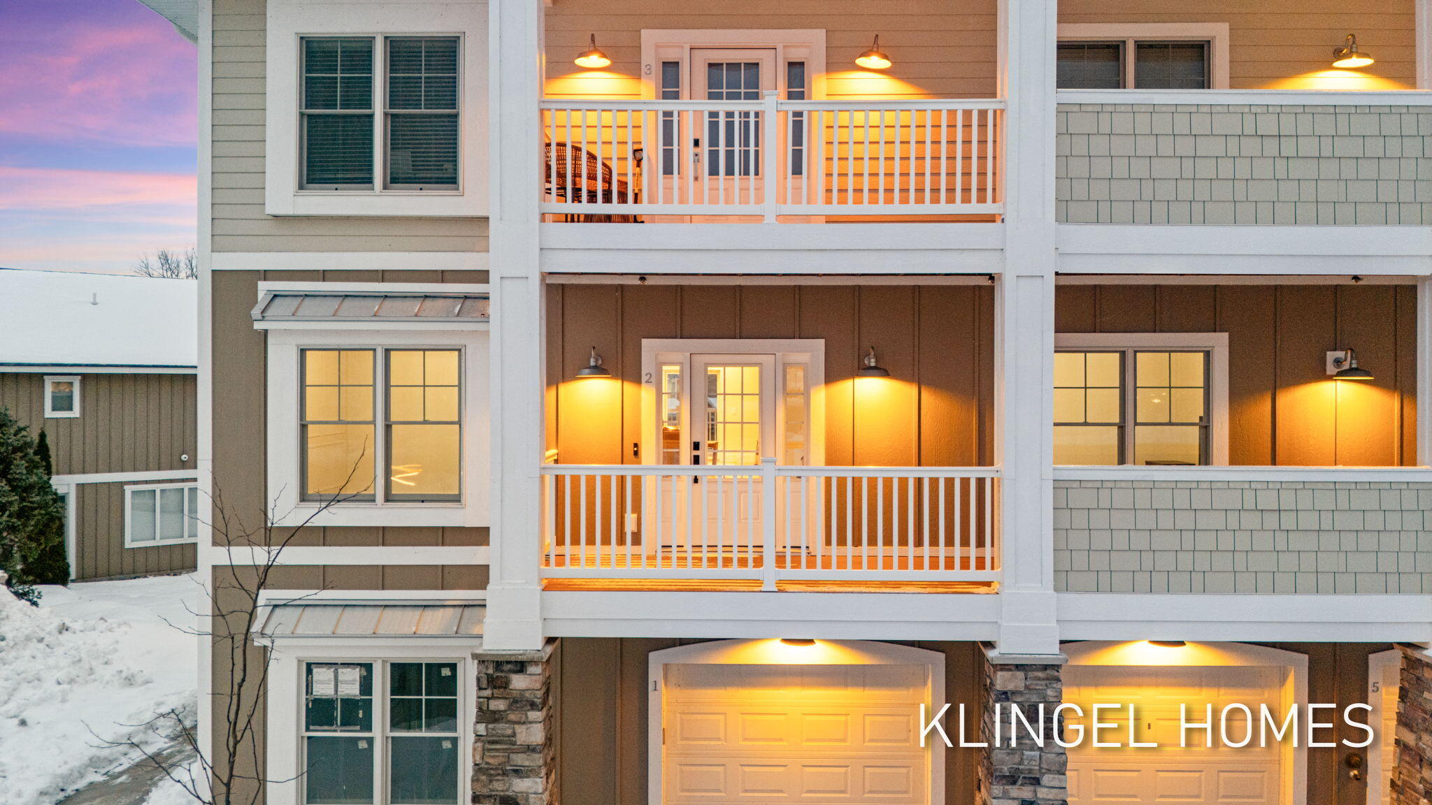 930 West Savidge Street, Unit 2 Spring Lake, MI 49456 - Photo 4 of 49 105-web-or-mls-930-w-savidge-st-2