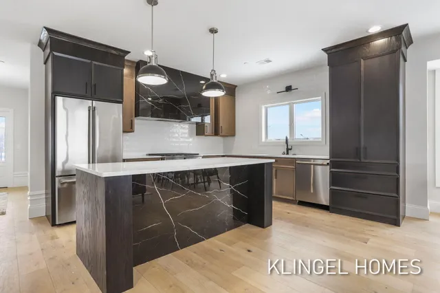 $549,000 | 930 West Savidge Street, Unit 2, Spring Lake, MI 49456