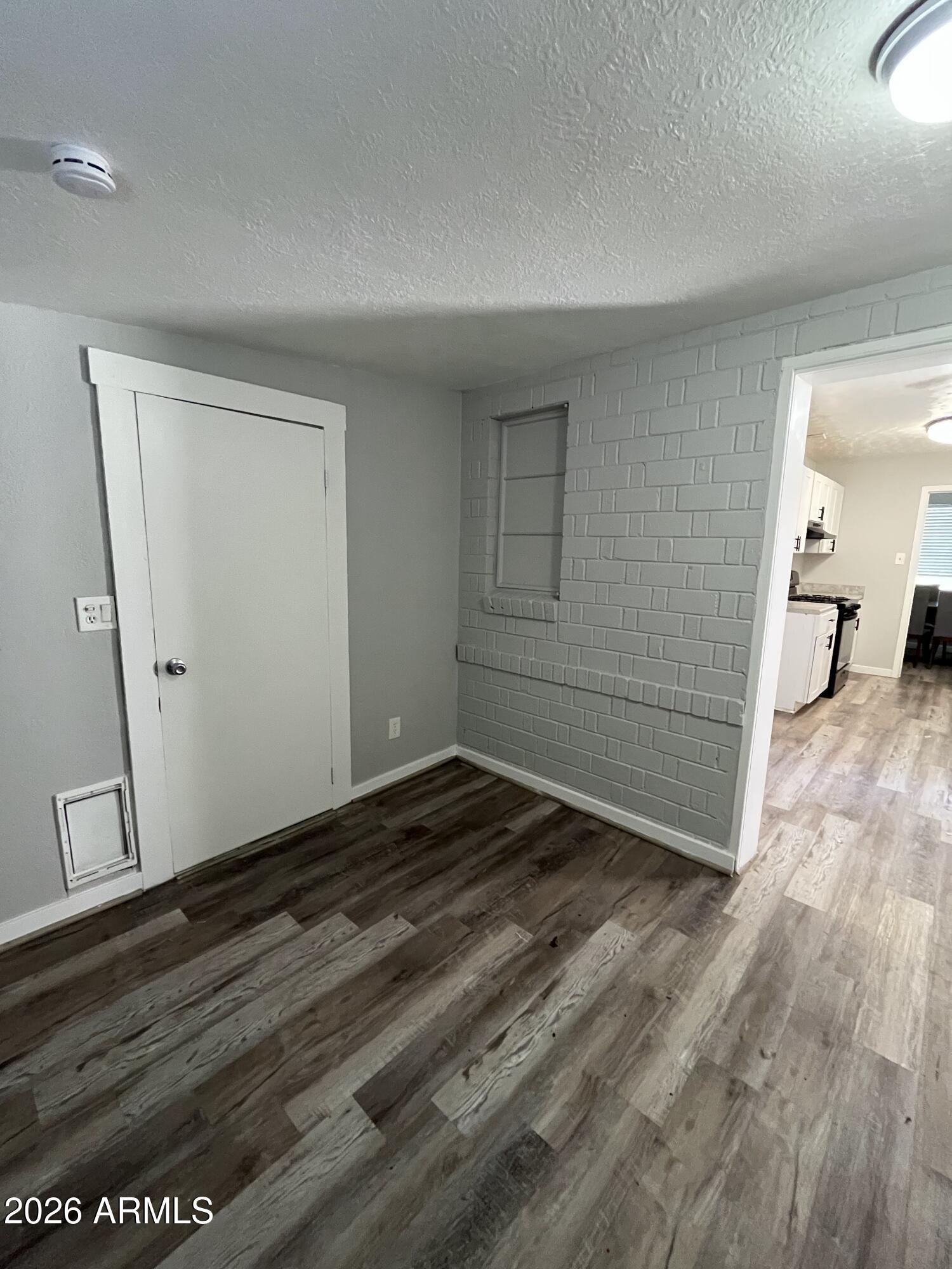 402 North 48th Street Phoenix, AZ 85008 - Photo 5 of 12 a view of an empty room