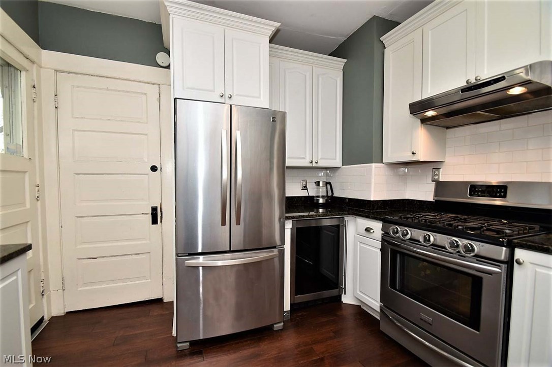 2981 Edgehill Road Cleveland, OH 44118 - Photo 13 of 23 Gallery Image 13