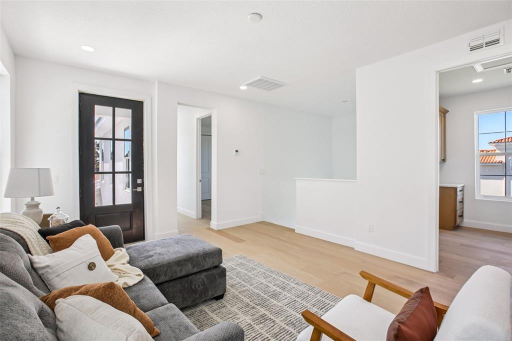 128 Ricardo Way Northeast St. Petersburg, FL 33704 - Photo 14 of 56