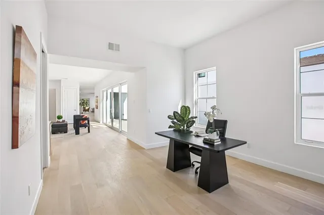 $2,595,000 | 128 Ricardo Way Northeast, St. Petersburg, FL 33704