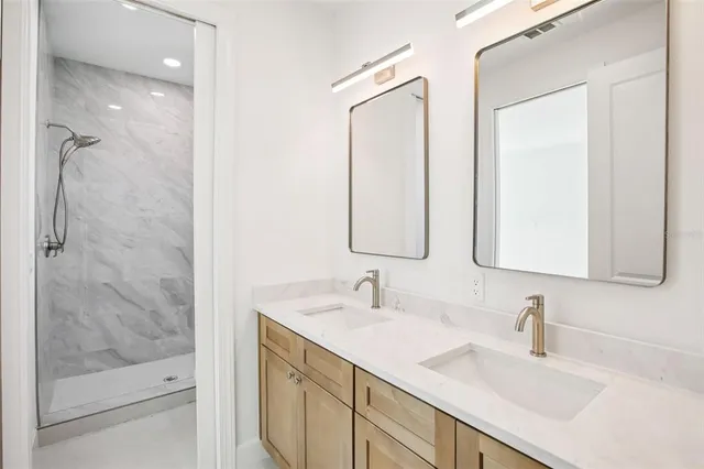 $2,595,000 | 128 Ricardo Way Northeast, St. Petersburg, FL 33704