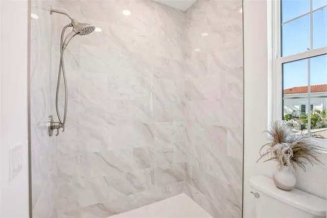 $2,595,000 | 128 Ricardo Way Northeast, St. Petersburg, FL 33704