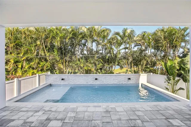 $2,595,000 | 128 Ricardo Way Northeast, St. Petersburg, FL 33704