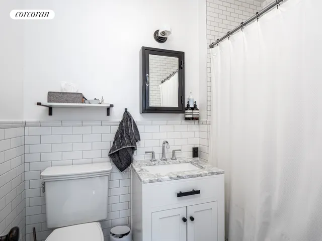 $5,950,000 | 54 West 71st Street | Upper West Side