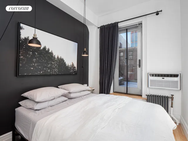 $5,950,000 | 54 West 71st Street | Upper West Side