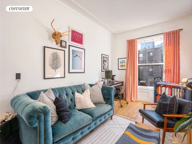 $5,950,000 | 54 West 71st Street | Upper West Side