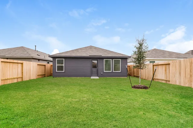 $1,995 | 10814 Bird Of Paradise Lane, Houston, TX 77016