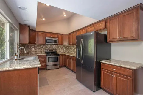 $1,295,000 | 1140 Countrywood Lane, Vista, CA 92081