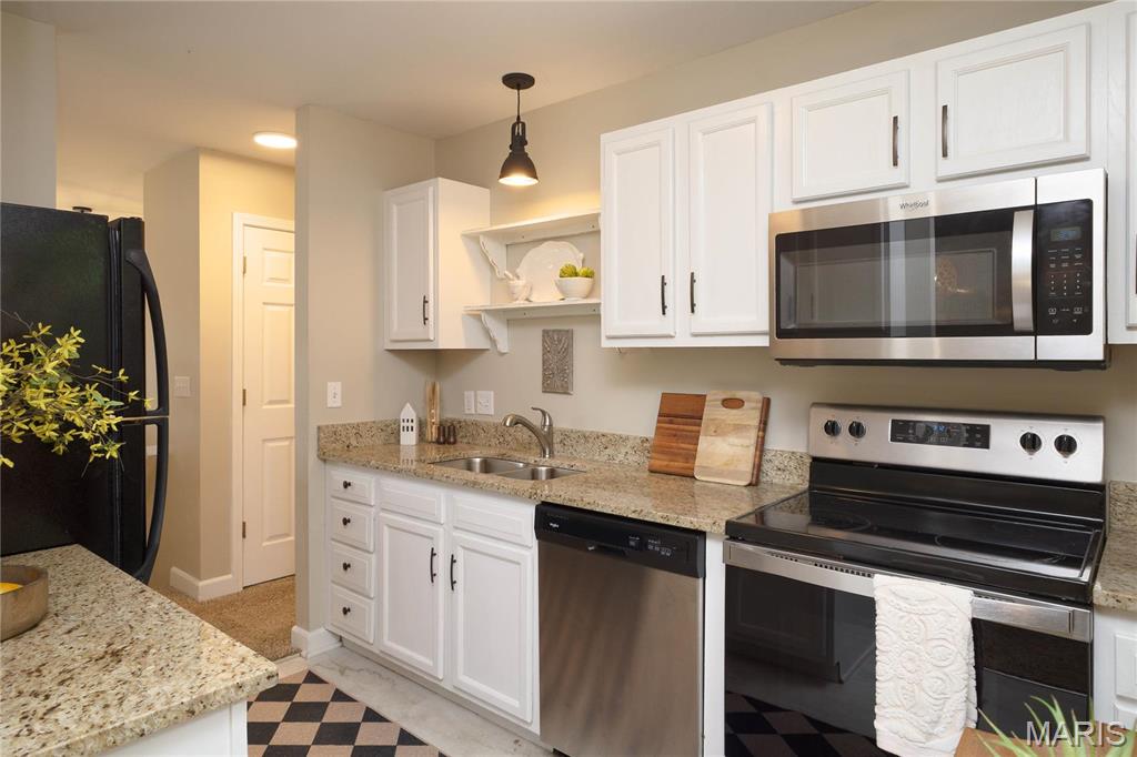 575 Bluebird Boulevard St. Clair, MO 63077 - Photo 18 of 51