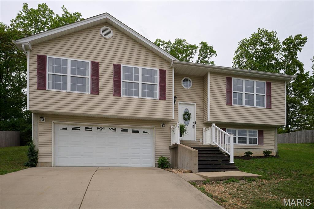 575 Bluebird Boulevard St. Clair, MO 63077 - Photo 7 of 51