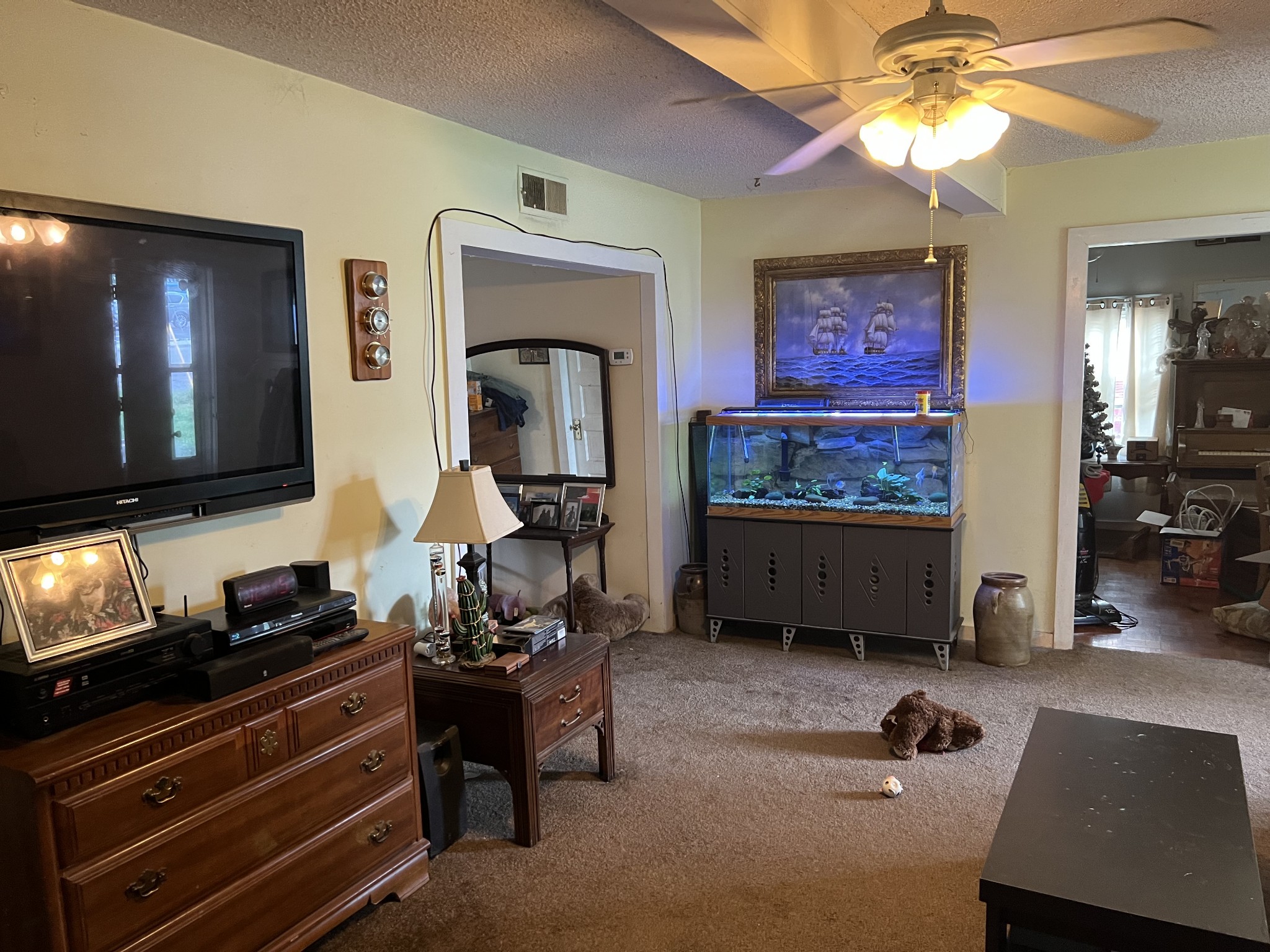 104 Lanier Drive Madison, TN 37115 - Photo 7 of 20 a living room with furniture and a flat screen tv
