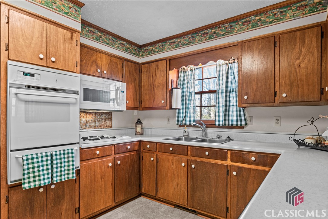 1191 Robert Hardeman Road Winterville, GA 30683 - Photo 10 of 50 Gallery Image 10