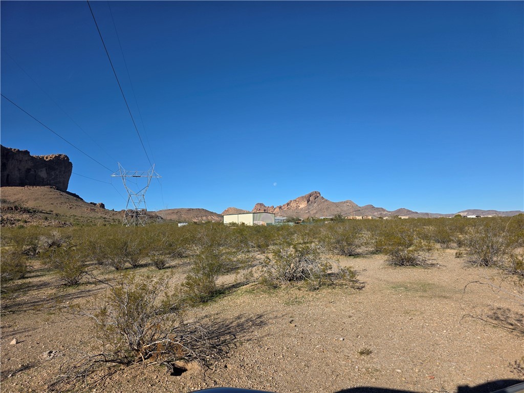 2033 Dewey Road Golden Valley, AZ 86413 - Photo 2 of 10 Property and surrounding area