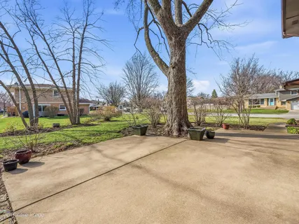 $599,900 | 703 East Redwood Lane, Arlington Heights, IL 60004