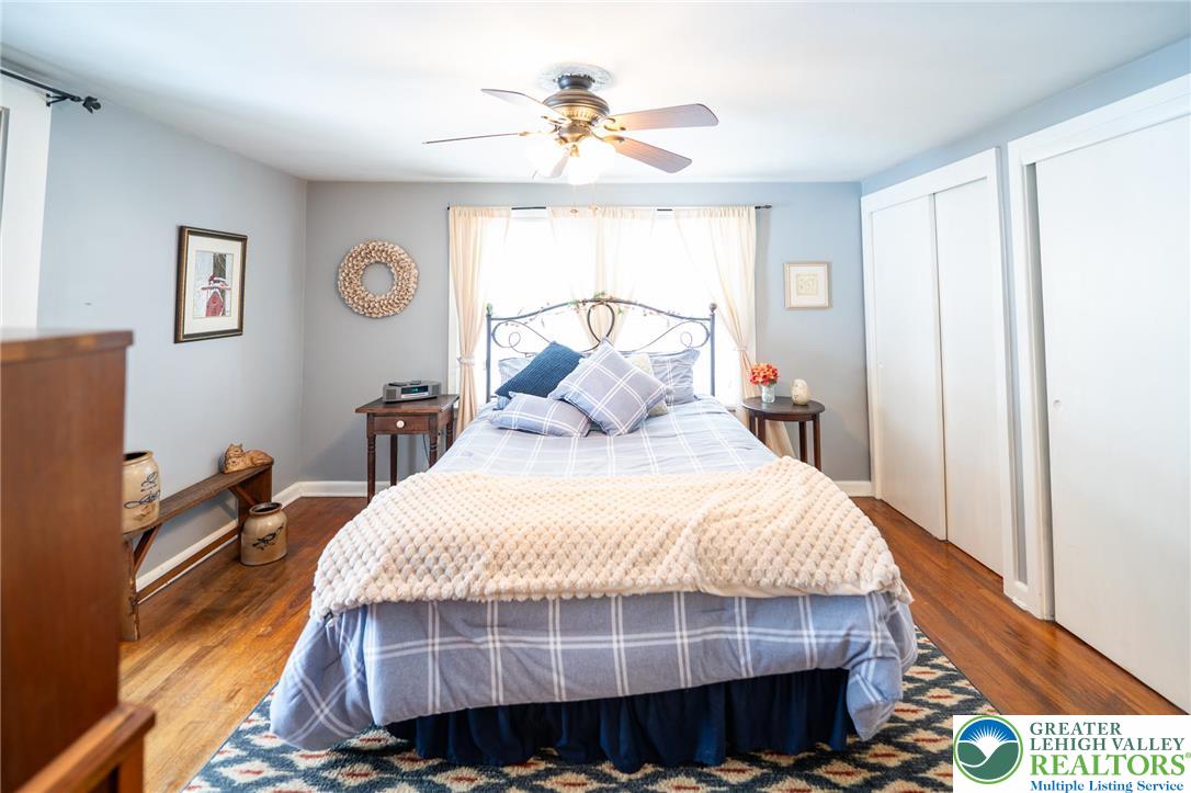 100 Ridge Road Phillipsburg, NJ 08865 - Photo 30 of 40 a bedroom with a bed and a window