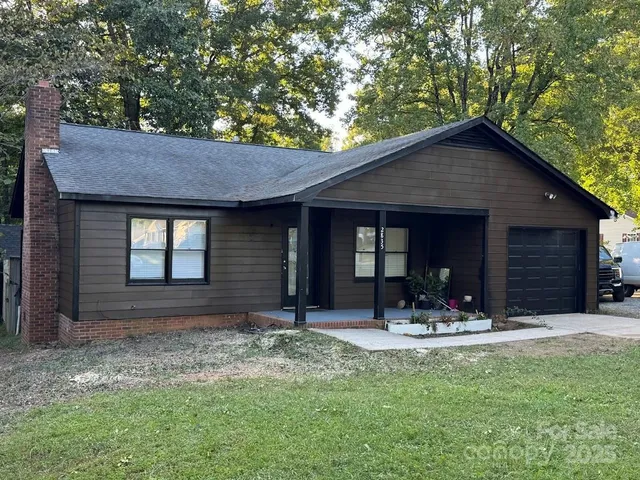 $283,800 | 2835 Royal Ridge Lane, Charlotte, NC 28212