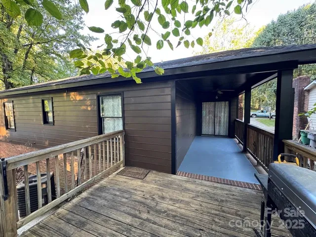 $283,800 | 2835 Royal Ridge Lane, Charlotte, NC 28212