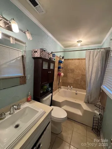 $283,800 | 2835 Royal Ridge Lane, Charlotte, NC 28212