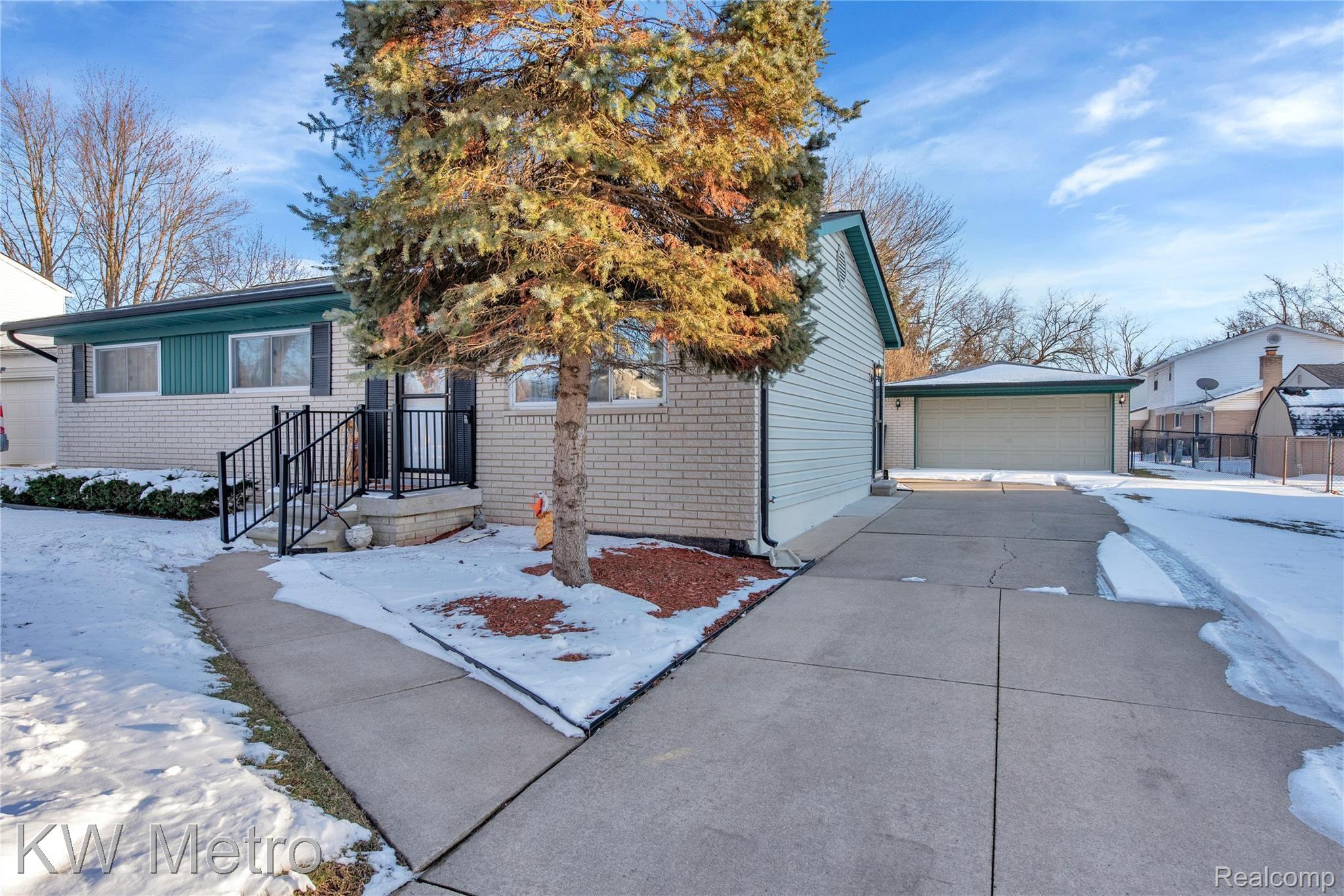 34622 Devonshire Rd - HD Drone Photography-4.jpg