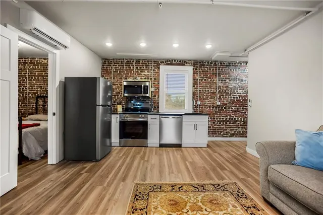 $2,750,000 | 1018 East Missouri Avenue, Kansas City, MO 64106