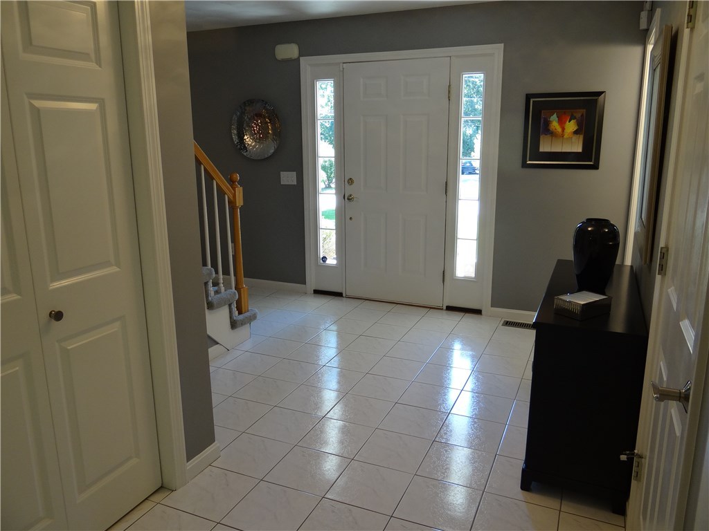 76 Fox Ridge Drive Cranston, RI 02921 - Photo 11 of 39 Gallery Image 11