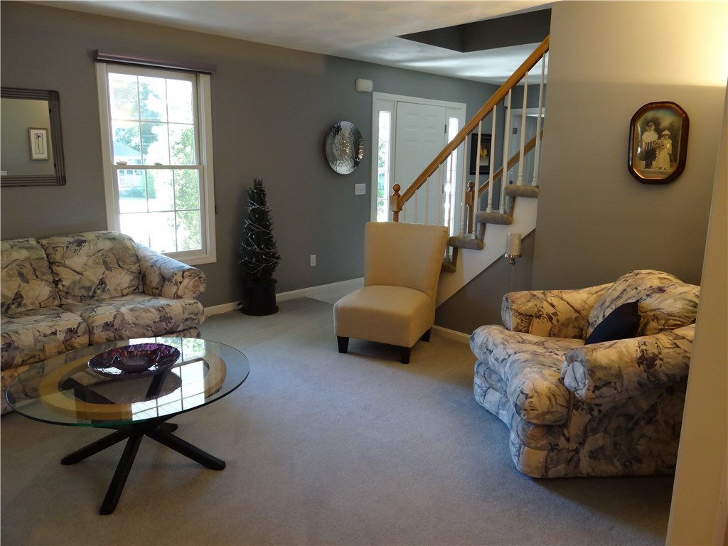 76 Fox Ridge Drive Cranston, RI 02921 - Photo 20 of 39 Gallery Image 20