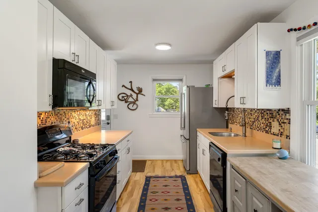 $449,500 | 37 Atwood Avenue, Woodstock, VT 05091