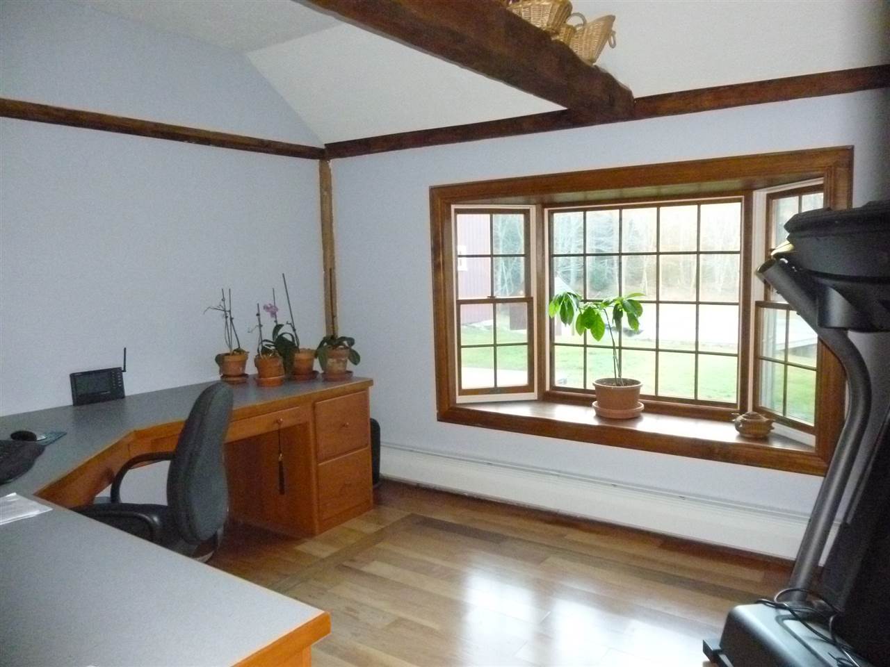 18 Brook Road Amherst, NH 03031 - Photo 8 of 34 Gallery Image 8