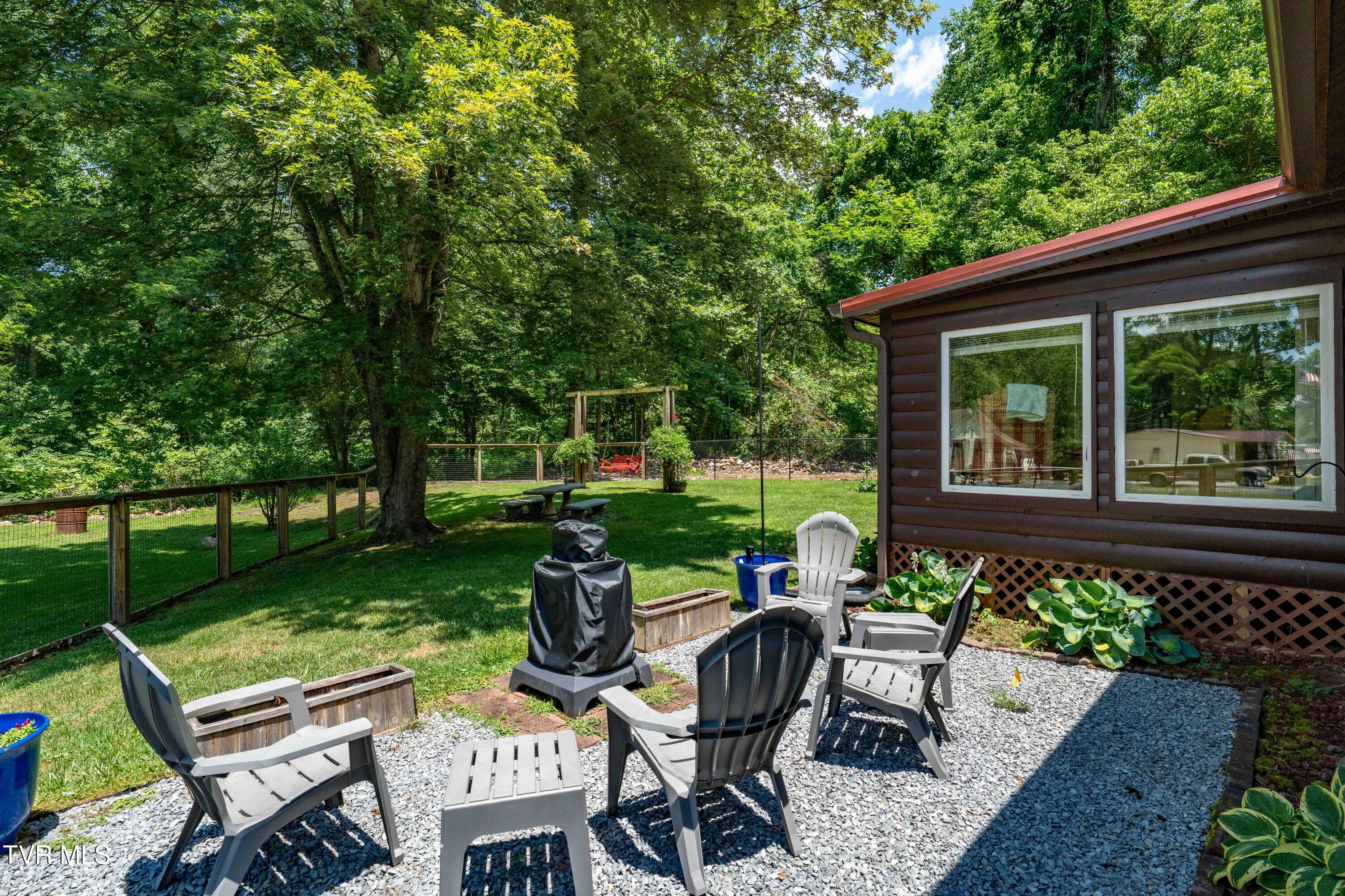 135 Grindstaff Hollow Road Elizabethton, TN 37643 - Photo 65 of 116 135 Grindstaff Hollow (49 of 83)