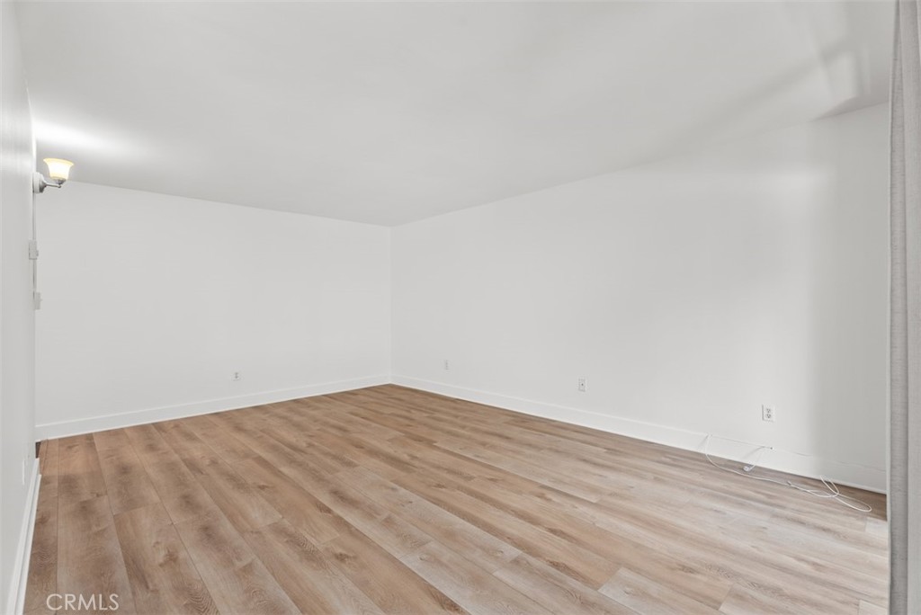 12200 Montecito Road, Unit F105 Seal Beach, CA 90740 - Photo 8 of 33